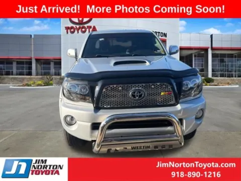 Photos of 2006 Toyota Tacoma PreRunner for sale in Tulsa, OK at Jim Norton Toyota