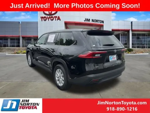 More photos of 2025 Toyota Grand Highlander XLE at Jim Norton Toyota, OK