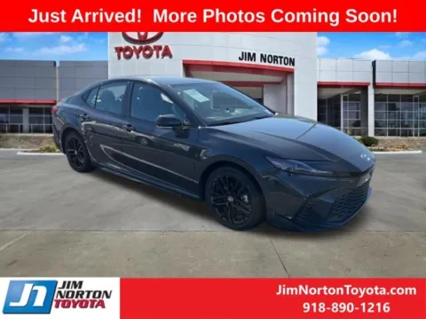 Gray 2025 Toyota Camry SE for sale in Tulsa, OK