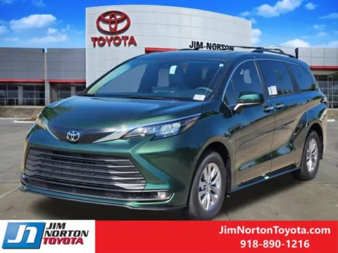 Photos of 2026 Toyota Sienna XLE for sale in Tulsa, OK at Jim Norton Toyota