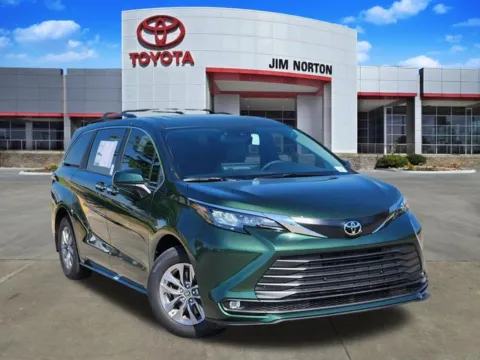 Black 2026 Toyota Sienna XLE for sale in Tulsa, OK