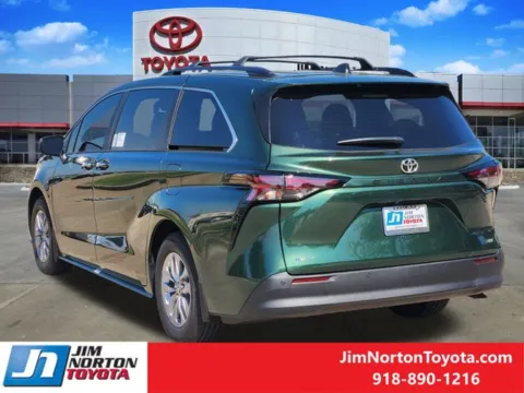 More photos of 2026 Toyota Sienna XLE at Jim Norton Toyota, OK