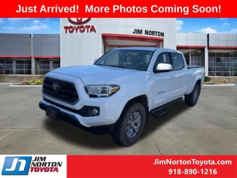 Photos of 2017 Toyota Tacoma SR5 for sale in Tulsa, OK at Jim Norton Toyota