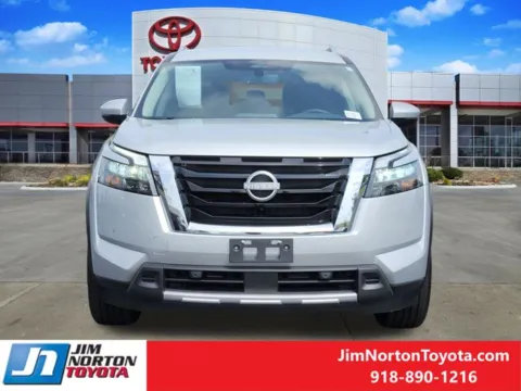 Photos of 2025 Nissan Pathfinder SL for sale in Tulsa, OK at Jim Norton Toyota