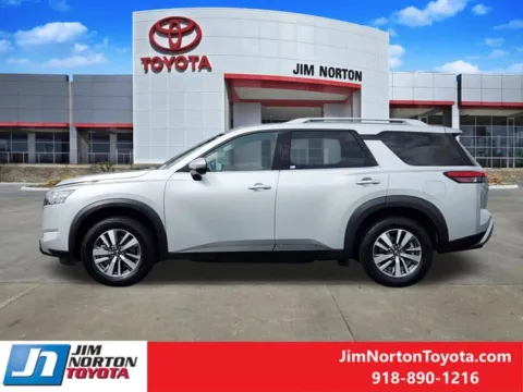 More photos of 2025 Nissan Pathfinder SL at Jim Norton Toyota, OK