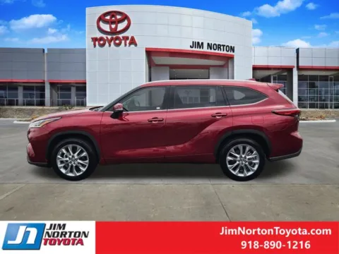 More photos of 2020 Toyota Highlander Limited at Jim Norton Toyota, OK