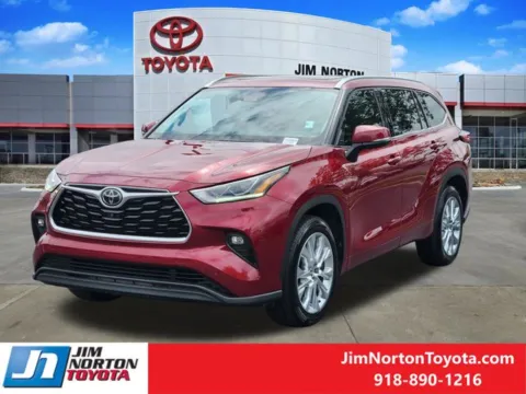 Another view of 2020 Toyota Highlander Limited for sale in Tulsa, OK at Jim Norton Toyota