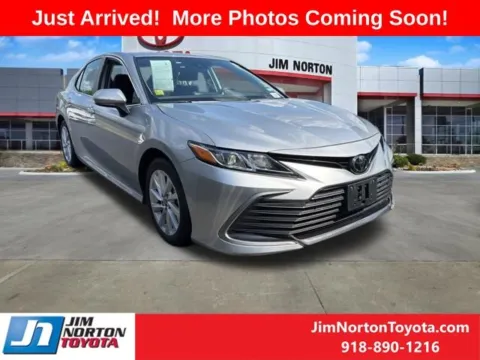 Silver 2024 Toyota Camry LE for sale in Tulsa, OK