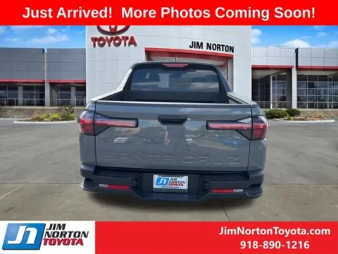 More photos of 2025 Hyundai Santa Cruz SEL at Jim Norton Toyota, OK