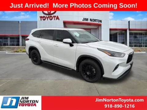 Unknown 2023 Toyota Highlander XLE for sale in Tulsa, OK