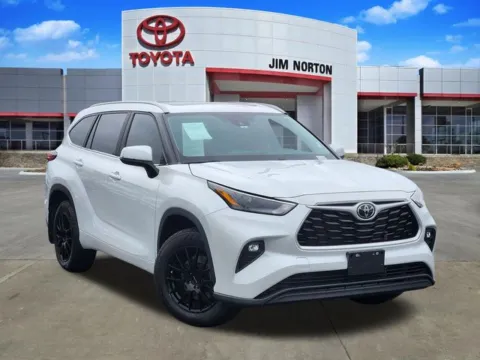 Unknown 2023 Toyota Highlander XLE for sale in Tulsa, OK