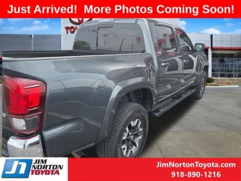 More photos of 2020 Toyota Tacoma SR5 at Jim Norton Toyota, OK