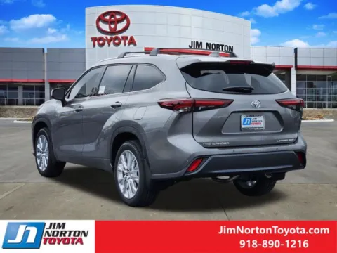 Another view of 2026 Toyota Highlander Limited for sale in Tulsa, OK at Jim Norton Toyota