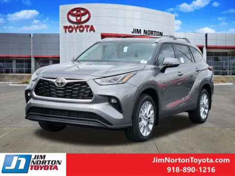 Photos of 2026 Toyota Highlander Limited for sale in Tulsa, OK at Jim Norton Toyota