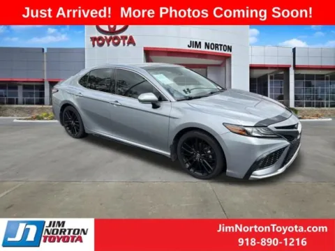 Silver 2021 Toyota Camry XSE for sale in Tulsa, OK