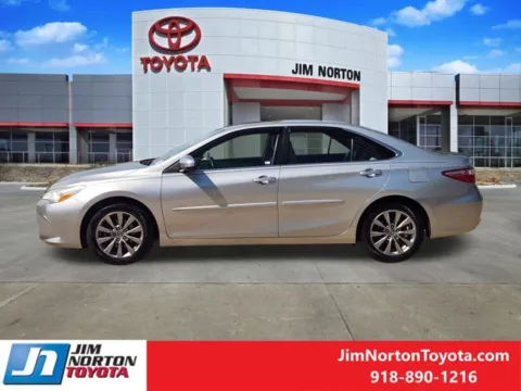 More photos of 2016 Toyota Camry XLE at Jim Norton Toyota, OK
