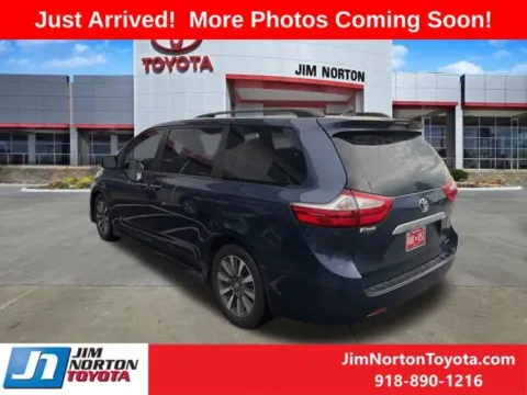 More photos of 2019 Toyota Sienna Limited Premium at Jim Norton Toyota, OK