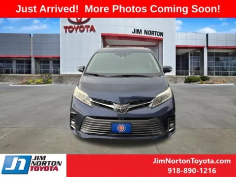 Photos of 2019 Toyota Sienna Limited Premium for sale in Tulsa, OK at Jim Norton Toyota