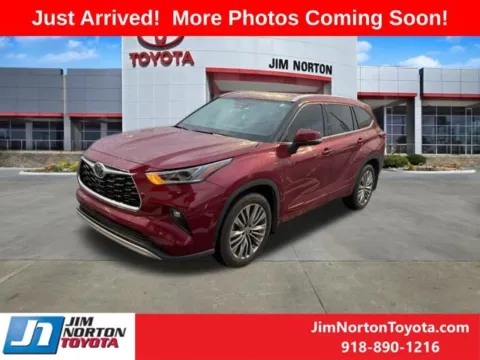Photos of 2021 Toyota Highlander Platinum for sale in Tulsa, OK at Jim Norton Toyota
