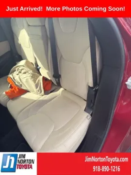 More photos of 2015 Jeep Cherokee Latitude at Jim Norton Toyota, OK