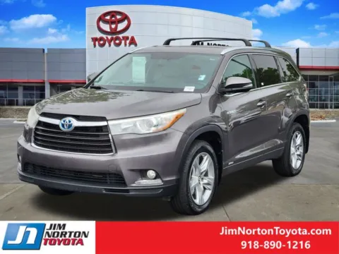 Another view of 2016 Toyota Highlander Hybrid Limited for sale in Tulsa, OK at Jim Norton Toyota