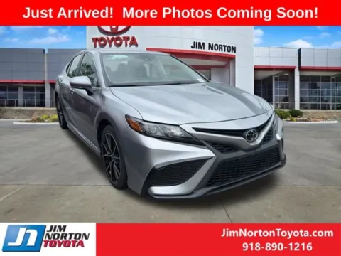 Silver 2024 Toyota Camry SE for sale in Tulsa, OK