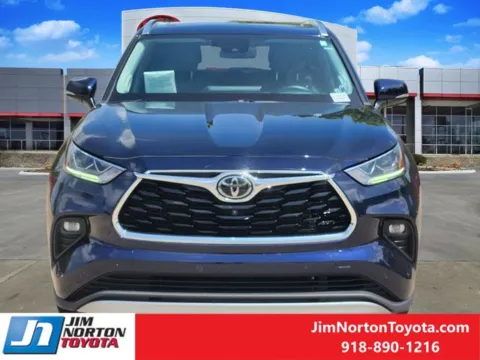 Photos of 2021 Toyota Highlander Platinum for sale in Tulsa, OK at Jim Norton Toyota