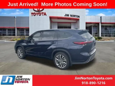 Another view of 2021 Toyota Highlander Platinum for sale in Tulsa, OK at Jim Norton Toyota
