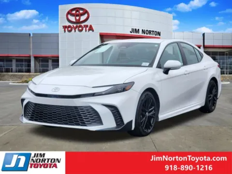 Another view of 2025 Toyota Camry SE for sale in Tulsa, OK at Jim Norton Toyota