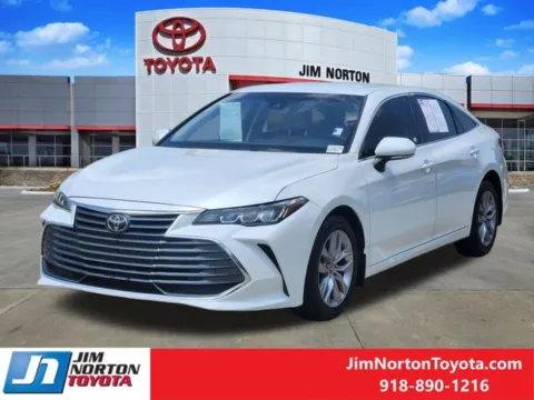 Another view of 2020 Toyota Avalon XLE for sale in Tulsa, OK at Jim Norton Toyota