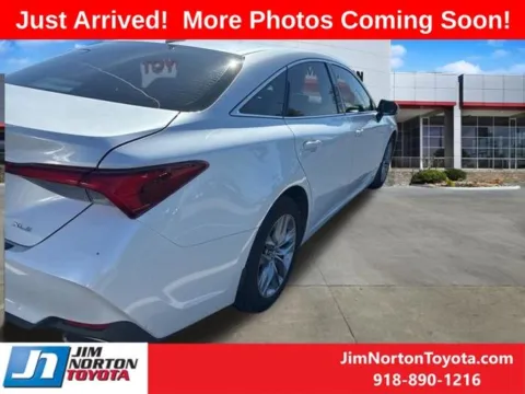 More photos of 2020 Toyota Avalon XLE at Jim Norton Toyota, OK