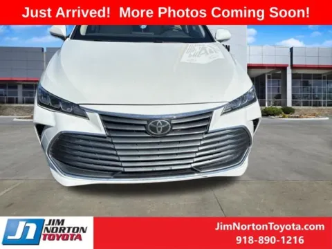 Photos of 2020 Toyota Avalon XLE for sale in Tulsa, OK at Jim Norton Toyota