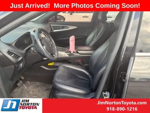 More photos of 2019 Lincoln Nautilus Standard at Jim Norton Toyota, OK