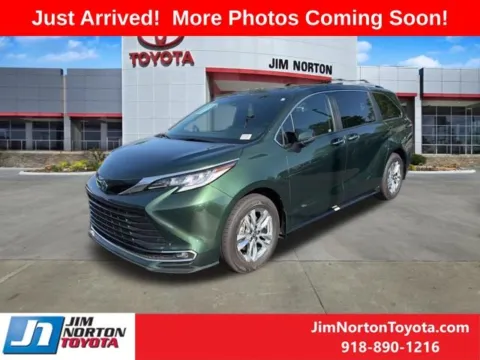 Photos of 2025 Toyota Sienna Limited for sale in Tulsa, OK at Jim Norton Toyota