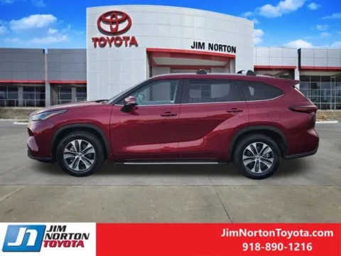 More photos of 2025 Toyota Highlander XLE at Jim Norton Toyota, OK
