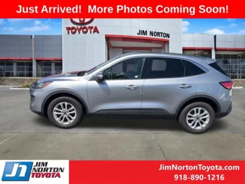 Photos of 2021 Ford Escape SE for sale in Tulsa, OK at Jim Norton Toyota