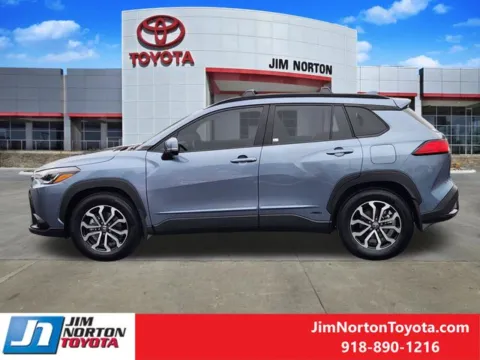 More photos of 2024 Toyota Corolla Cross Hybrid SE at Jim Norton Toyota, OK