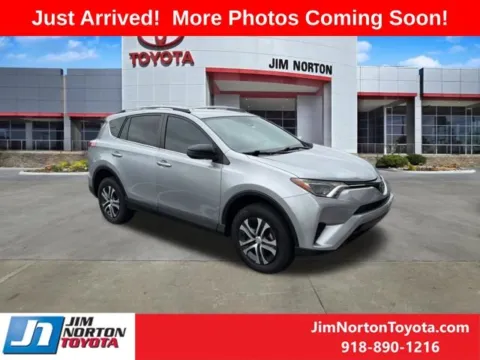Silver 2018 Toyota RAV4 LE for sale in Tulsa, OK