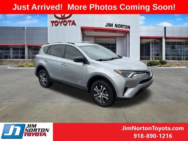 Silver 2018 Toyota RAV4 LE for sale in Tulsa, OK