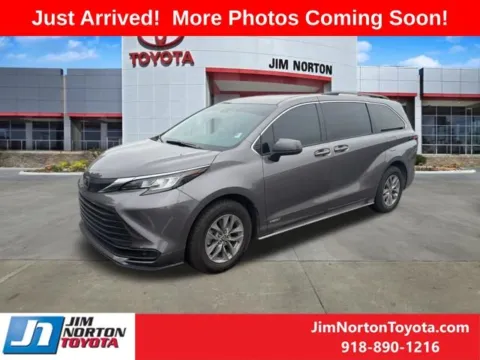 Photos of 2021 Toyota Sienna LE for sale in Tulsa, OK at Jim Norton Toyota