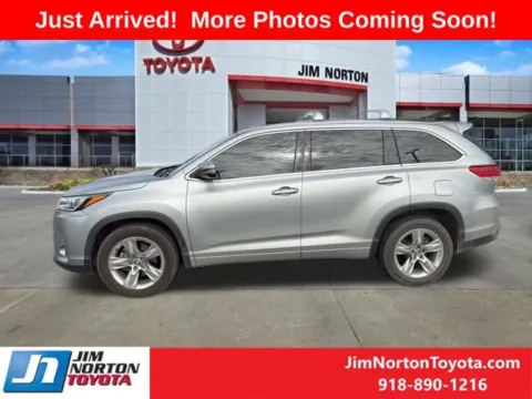 Another view of 2019 Toyota Highlander Limited for sale in Tulsa, OK at Jim Norton Toyota