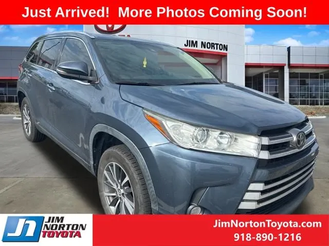 Unknown 2019 Toyota Highlander XLE for sale in Tulsa, OK