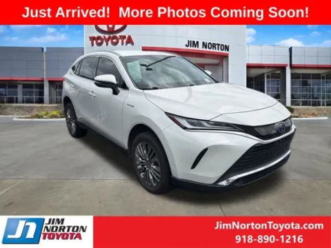 White 2021 Toyota Venza Limited for sale in Tulsa, OK