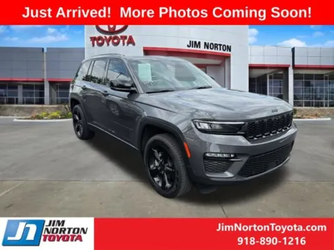 Gray 2024 Jeep Grand Cherokee Limited for sale in Tulsa, OK