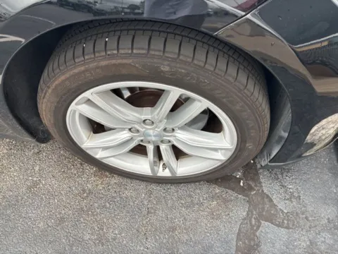 More photos of 2013 Tesla Model S at Jim Norton Toyota, OK