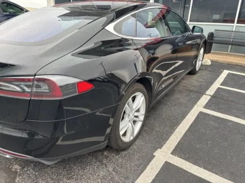 More photos of 2013 Tesla Model S at Jim Norton Toyota, OK