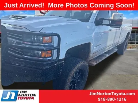 White 2019 Chevrolet Silverado 2500HD LTZ for sale in Tulsa, OK