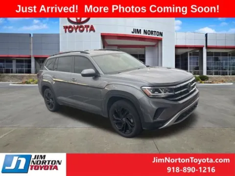 Gray 2023 Volkswagen Atlas 3.6L V6 SE w/Technology for sale in Tulsa, OK