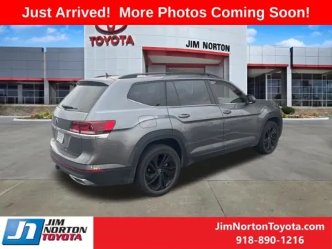 Another view of 2023 Volkswagen Atlas 3.6L V6 SE w/Technology for sale in Tulsa, OK at Jim Norton Toyota