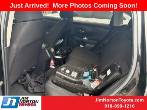 More photos of 2024 Honda HR-V LX at Jim Norton Toyota, OK